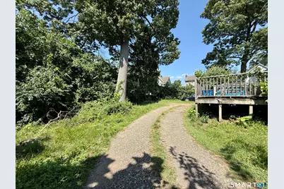 21 Marshall Street, West Haven, CT 06516 - Photo 9