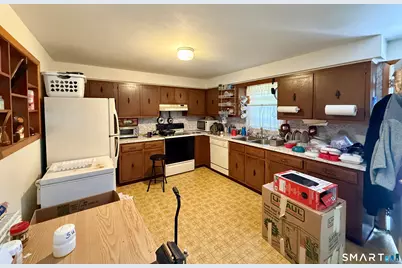 21 Marshall Street, West Haven, CT 06516 - Photo 11