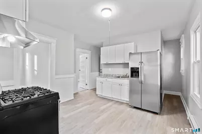37 Southview Street, Waterbury, CT 06706 - Photo 3
