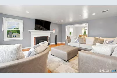 108 Pleasant Avenue, East Haven, CT 06512 - Photo 3
