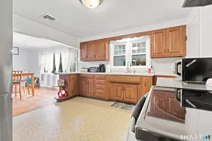 108 Pleasant Ave, East Haven, CT 06512 - Photo 19