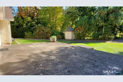 32 Fernridge Road, West Hartford, CT 06107 - Photo 19