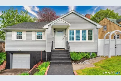 16 Ledger Street, Hartford, CT 06106 - Photo 1