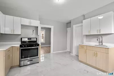 30 North Walnut Street, Waterbury, CT 06704 - Photo 5