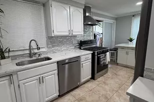 42 Shelley Ln, Glastonbury, CT 06033 - Photo 5