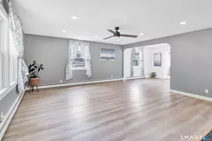 61 Wakeley St, Shelton, CT 06484 - Photo 5
