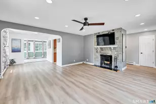 61 Wakeley St, Shelton, CT 06484 - Photo 3