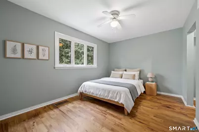 715 Frenchtown Road #24, Bridgeport, CT 06606 - Photo 9