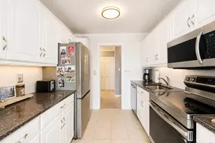 155 Brewster St, Bridgeport, CT 06605 - Photo 11