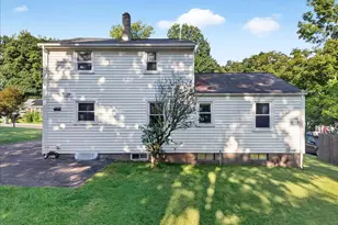 130 Spencer Dr, Middletown, CT 06457 - Photo 7