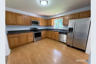 83 Essex Avenue, Waterbury, CT 06704 - Photo 3