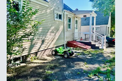 85 Pershing Street, Hartford, CT 06112 - Photo 3