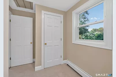 6 White Plains Road, Norwich, CT 06360 - Photo 15