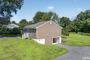 6 White Plains Rd, Norwich, CT 06360 - Photo 29