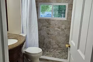42 McLaughlin Terrace, Derby, CT 06418 - Photo 7