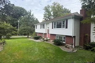 3 Poe Pl, Shelton, CT 06484 - Photo 3