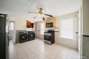 143 Divinity St, Bristol, CT 06010 - Photo 15