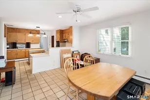 325 Den Rd, Stamford, CT 06903 - Photo 9
