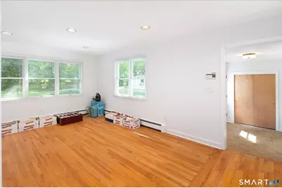 325 Den Road, Stamford, CT 06903 - Photo 11