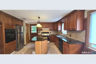453 Strickland Street, Glastonbury, CT 06033 - Photo 7