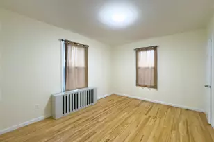 23 Lake St, Waterbury, CT 06708 - Photo 9