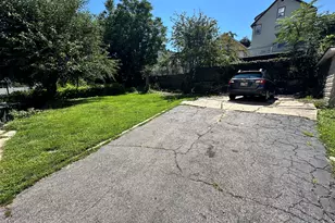 30 Jefferson Ave, New London, CT 06320 - Photo 15