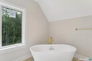 11 Oak Ridge Dr, Newtown, CT 06470 - Photo 33