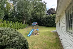 166 Stevens Ln, Glastonbury, CT 06033 - Photo 3