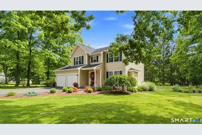 35 Maple Avenue, Bristol, CT 06010 - Photo 3