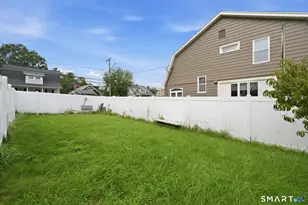 201 Francis St, New Britain, CT 06053 - Photo 31