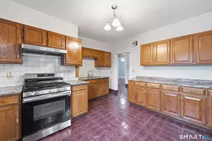 201 Francis St, New Britain, CT 06053 - Photo 15