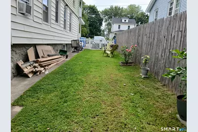 287 Circular Avenue, Waterbury, CT 06705 - Photo 17