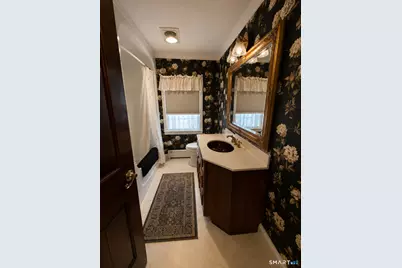 20 Silver Lane, Enfield, CT 06082 - Photo 9
