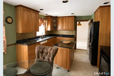 20 Silver Lane, Enfield, CT 06082 - Photo 3