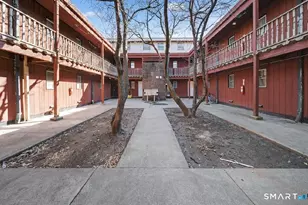 240 Oak St, Bridgeport, CT 06604 - Photo 5