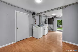 19 Smithfield Ave, Meriden, CT 06451 - Photo 23
