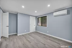 19 Smithfield Ave, Meriden, CT 06451 - Photo 19