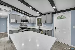 19 Smithfield Ave, Meriden, CT 06451 - Photo 9