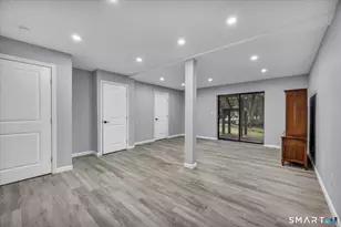 19 Smithfield Ave, Meriden, CT 06451 - Photo 29