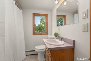 2 Copper Dr, Enfield, CT 06082 - Photo 19