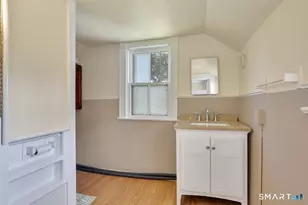 119 Williams St, Norwich, CT 06360 - Photo 17