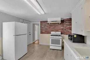 119 Williams St, Norwich, CT 06360 - Photo 23