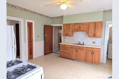 316 Stanley Street, New Britain, CT 06051 - Photo 11
