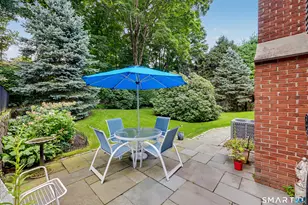 39 Lambert Cmn, Wilton, CT 06897 - Photo 7