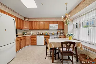 39 Lambert Cmn, Wilton, CT 06897 - Photo 21