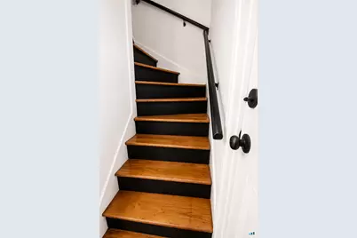 762 Howe Avenue #2nd fl, Shelton, CT 06484 - Photo 19