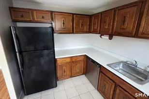438 Blackstone Vlg, Meriden, CT 06450 - Photo 9