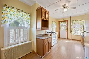 578 Washington Ave, Waterbury, CT 06708 - Photo 23