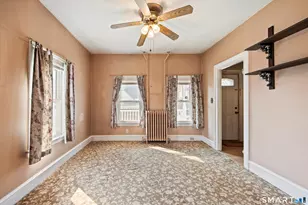 578 Washington Ave, Waterbury, CT 06708 - Photo 31