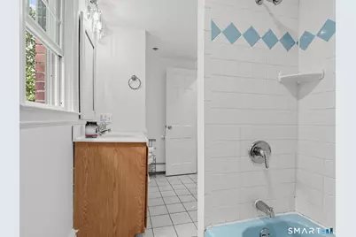 60 Eddy Glover Boulevard, New Britain, CT 06053 - Photo 23